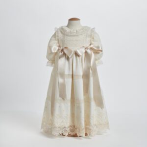 Roupa de recém nascido para batizado