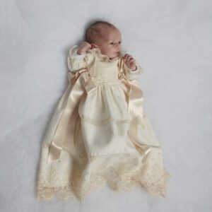 Roupa de recém nascido para batizado
