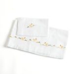 Lençol com Galinhas bordadas para bebé